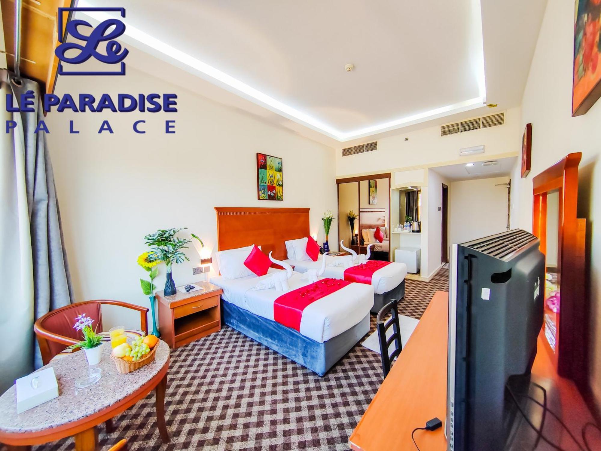 Le Paradise Palace Hotel Дубай Экстерьер фото